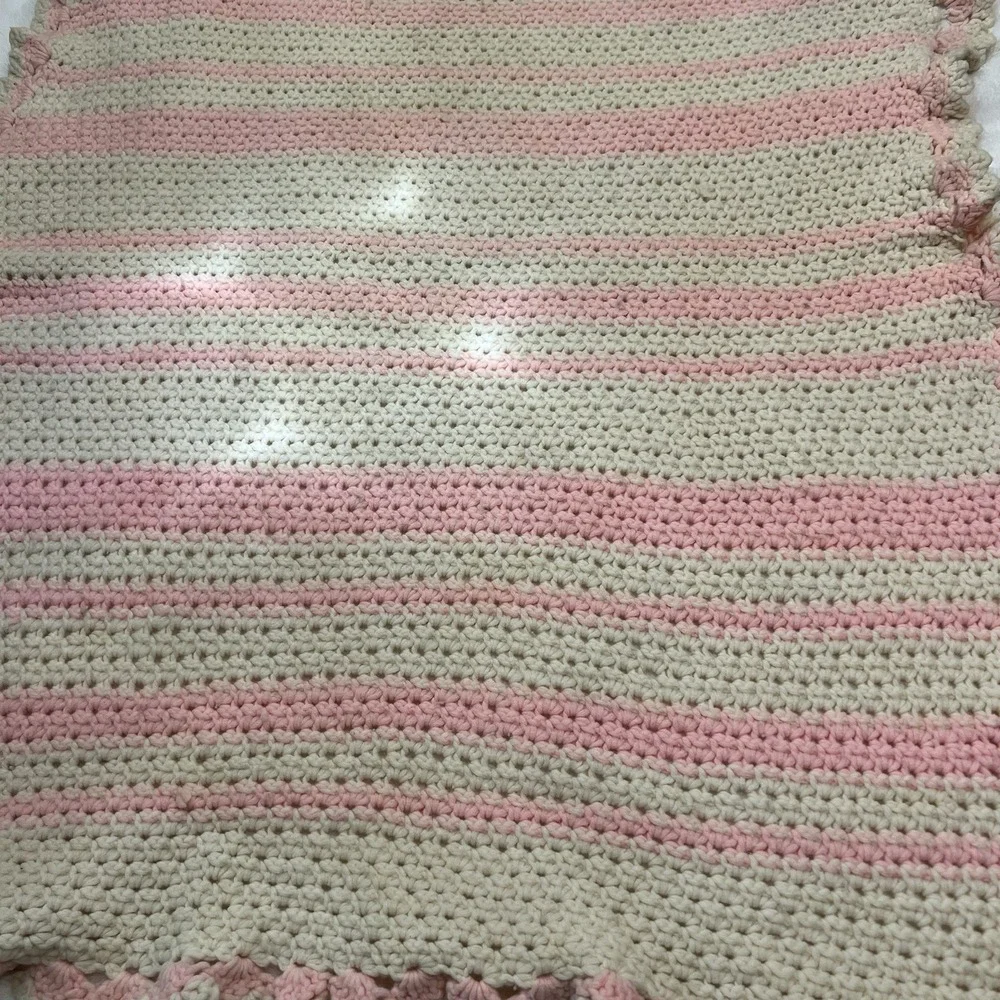 Handmade Crochet Knit Baby Lap‎ Blanket Ivory Pink Cottagecore Granny 41x34